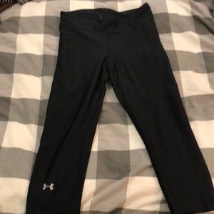 Under armour heat gear crops